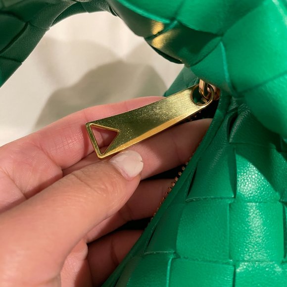 Bottega Veneta mini Jodie Leather bag parakeet green color Intrecciato design - Picture 4 of 12